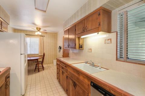5572 Whitfield Way, Carmichael, CA 95608 photo 16