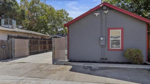 1006 6th St, Modesto, CA 95354 photo 2