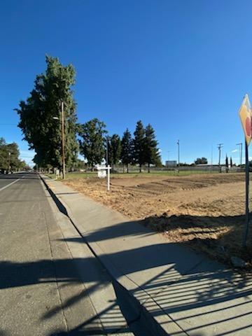 300 N Soderquist Rd, Turlock, CA 95380 photo 4
