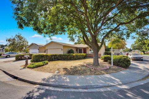 476 Gordon Ave, Tracy, CA 95376 photo 1