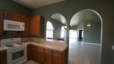 2212 3rd St, Hughson, CA 95326 photo 6
