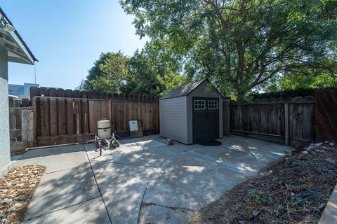 1208 Willeen Ct, Modesto, CA 95350 photo 33