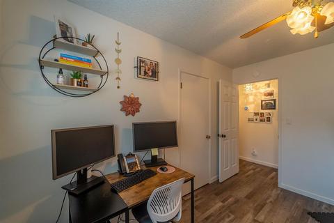 1208 Willeen Ct, Modesto, CA 95350 photo 19