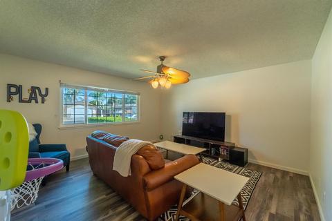 1208 Willeen Ct, Modesto, CA 95350 photo 10