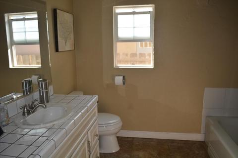 305 Palm Ave, Modesto, CA 95350 photo 27