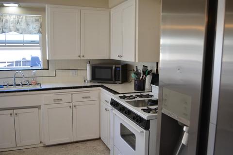 305 Palm Ave, Modesto, CA 95350 photo 7