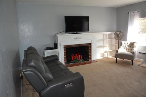 305 Palm Ave, Modesto, CA 95350 photo 40