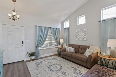 1280 Traditions St, Tracy, CA 95376 photo 6