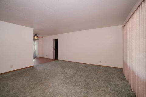 15988 Eton Way, Lathrop, CA 95330 photo 4