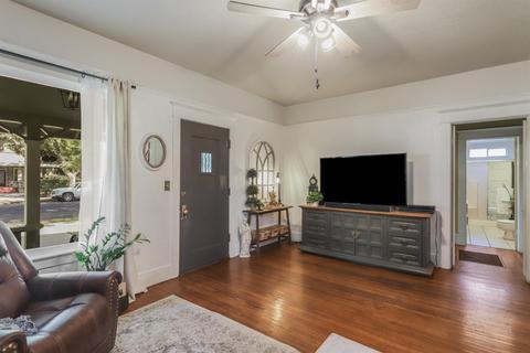 215 Hackberry Ave, Modesto, CA 95354 photo 12