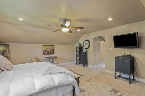 215 Hackberry Ave, Modesto, CA 95354 photo 33