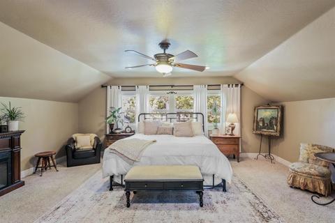 215 Hackberry Ave, Modesto, CA 95354 photo 32