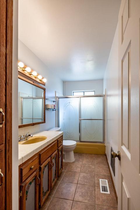 13900 E Harney Ln, Lodi, CA 95240 photo 17