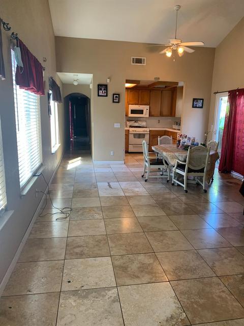 211 E Oak St, Lodi, CA 95240 photo 13