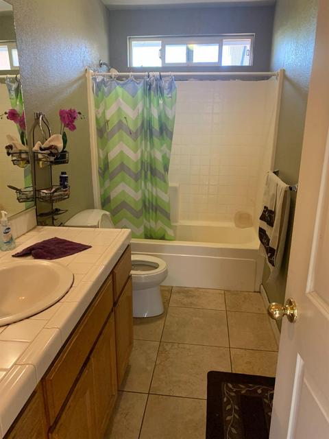 211 E Oak St, Lodi, CA 95240 photo 25
