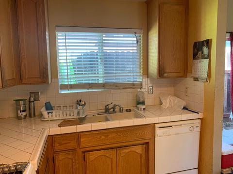 211 E Oak St, Lodi, CA 95240 photo 15