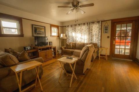 712 W Locust St, Lodi, CA 95240 photo 3