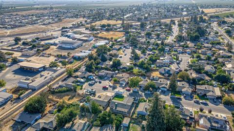 7176 Florette Ct, Winton, CA 95388 photo 10