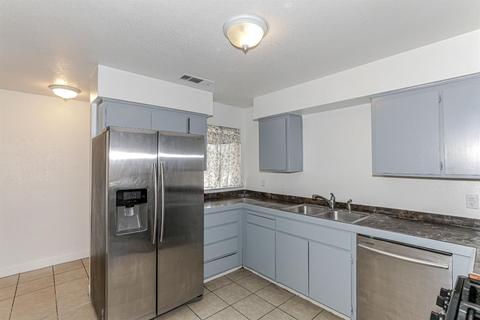 7176 Florette Ct, Winton, CA 95388 photo 23
