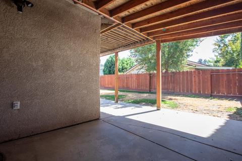 2424 Ives St, Modesto, CA 95355 photo 3