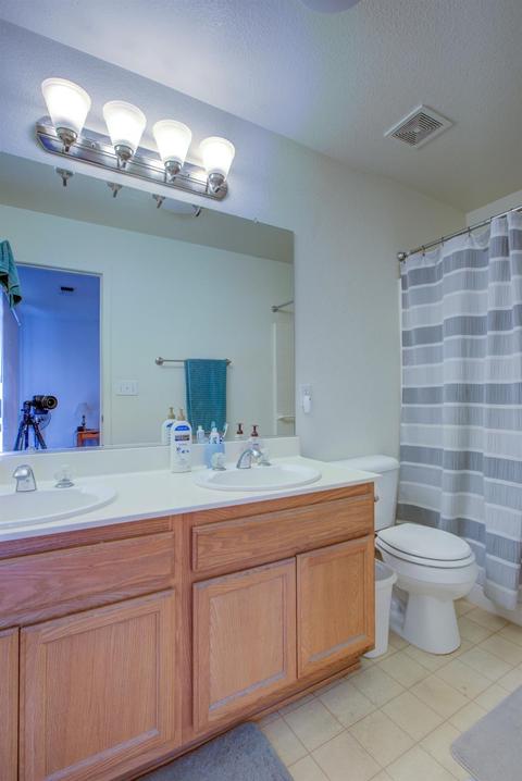 2424 Ives St, Modesto, CA 95355 photo 23