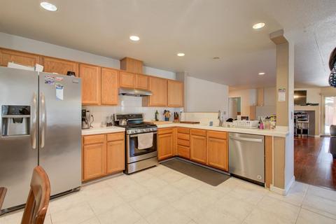 2424 Ives St, Modesto, CA 95355 photo 32