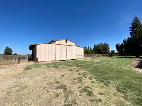 2231 E Linwood Ave, Turlock, CA 95380 photo 32