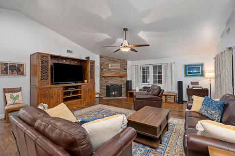 2116 American River Trl, Cool, CA 95614 photo 5