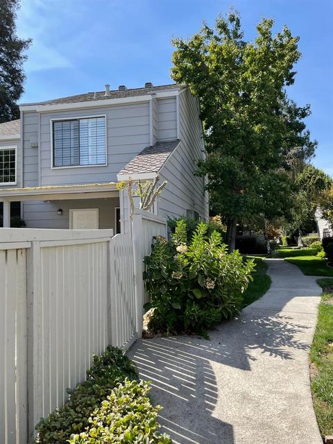 281 Leveland Ln #C, Modesto, CA 95350 photo 2