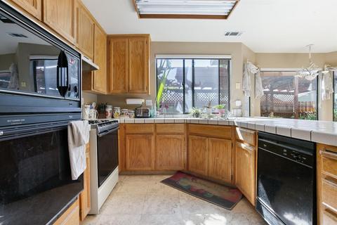 1552 Lenay Ct, Manteca, CA 95337 photo 10