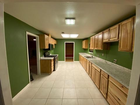 516 Hammon Ct, Patterson, CA 95363 photo 6