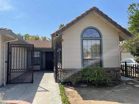 516 Hammon Ct, Patterson, CA 95363 photo 3