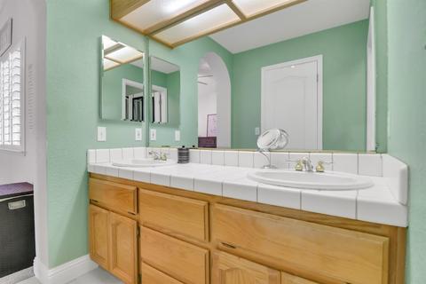 121 Sutcliffe Cir, Folsom, CA 95630 photo 39