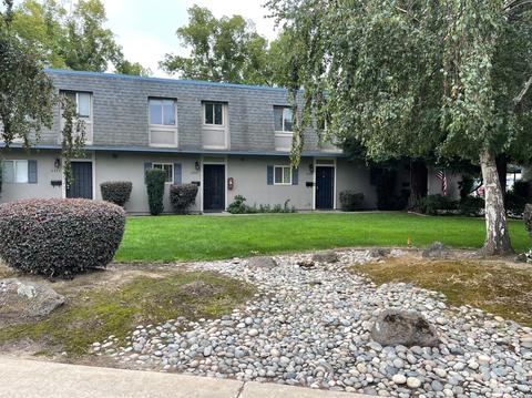 2346 W Turner, Lodi, CA 95242 photo 1