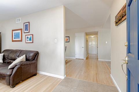 1124 L St, Davis, CA 95616 photo 5