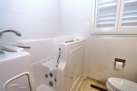 326 Tioga Dr, Lodi, CA 95242 photo 24