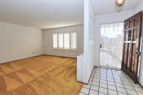 326 Tioga Dr, Lodi, CA 95242 photo 4