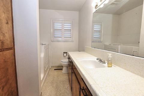 326 Tioga Dr, Lodi, CA 95242 photo 21