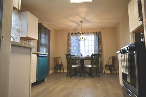 505 S Veach Ave, Manteca, CA 95337 photo 5