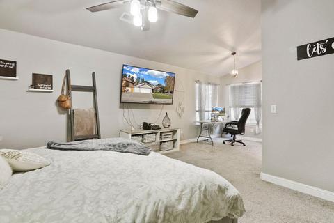 866 Lariat Loop, Galt, CA 95632 photo 27