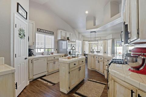 866 Lariat Loop, Galt, CA 95632 photo 14