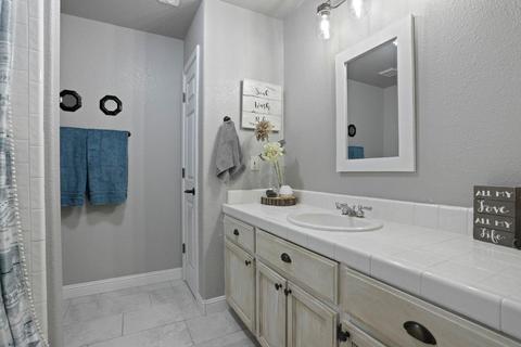 866 Lariat Loop, Galt, CA 95632 photo 22