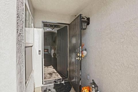 866 Lariat Loop, Galt, CA 95632 photo 6