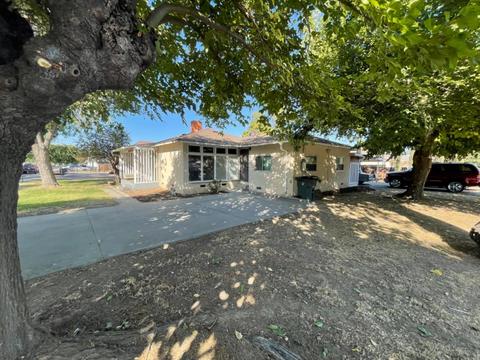 1730 Sunrise Ave, Modesto, CA 95350 photo 1