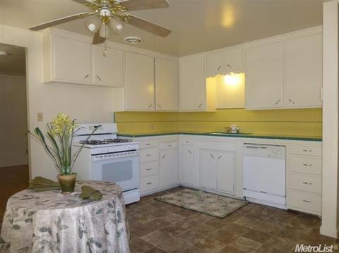 1730 Sunrise Ave, Modesto, CA 95350 photo 5