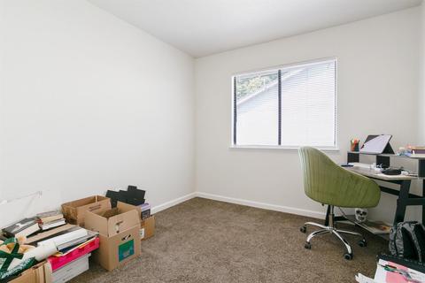 901 Champagne Ln, Modesto, CA 95351 photo 16