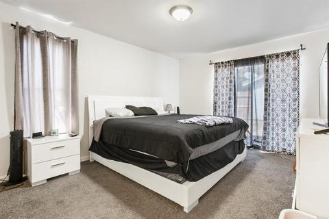 901 Champagne Ln, Modesto, CA 95351 photo 17
