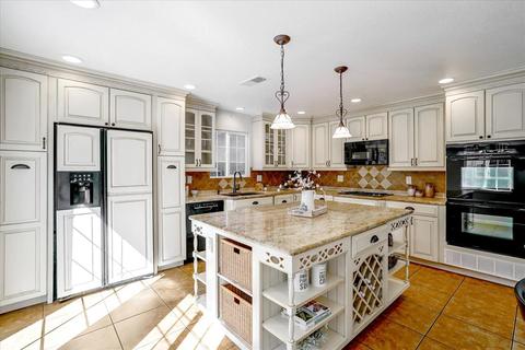 122 Albert Ct, Tracy, CA 95376 photo 12