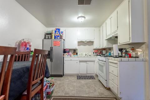2734 E Whitmore Ave, Ceres, CA 95307 photo 7