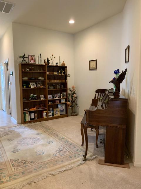 1561 Peony Dr, Tracy, CA 95377 photo 10